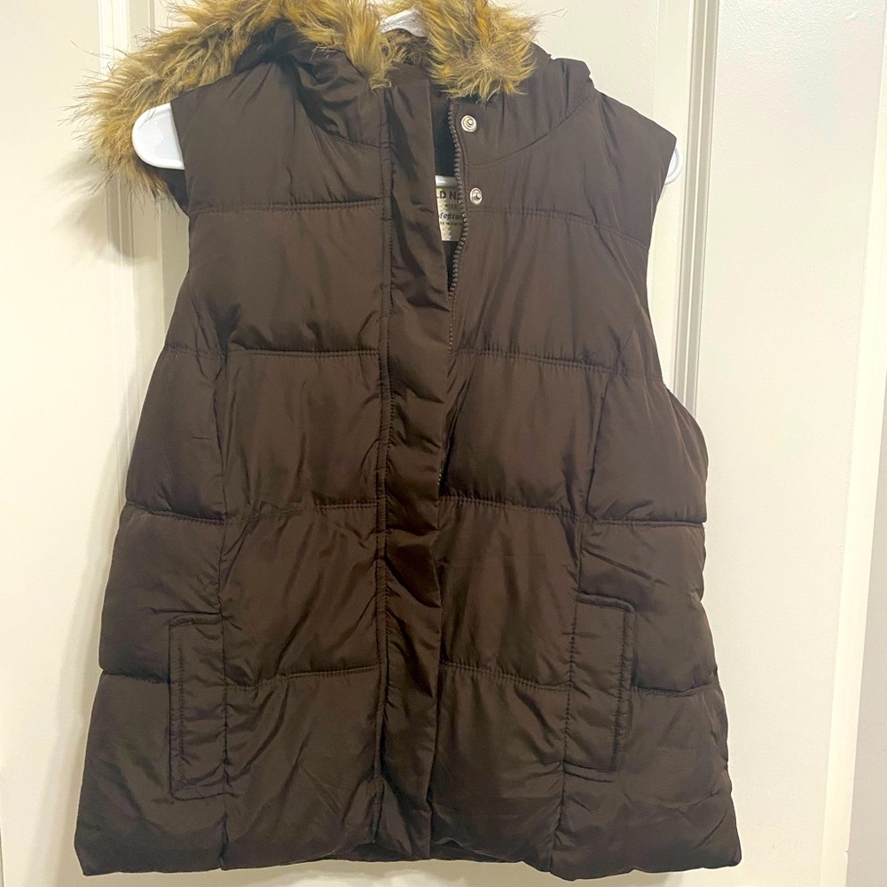 Cute Old Navy Brown hooded Puffer Vest.